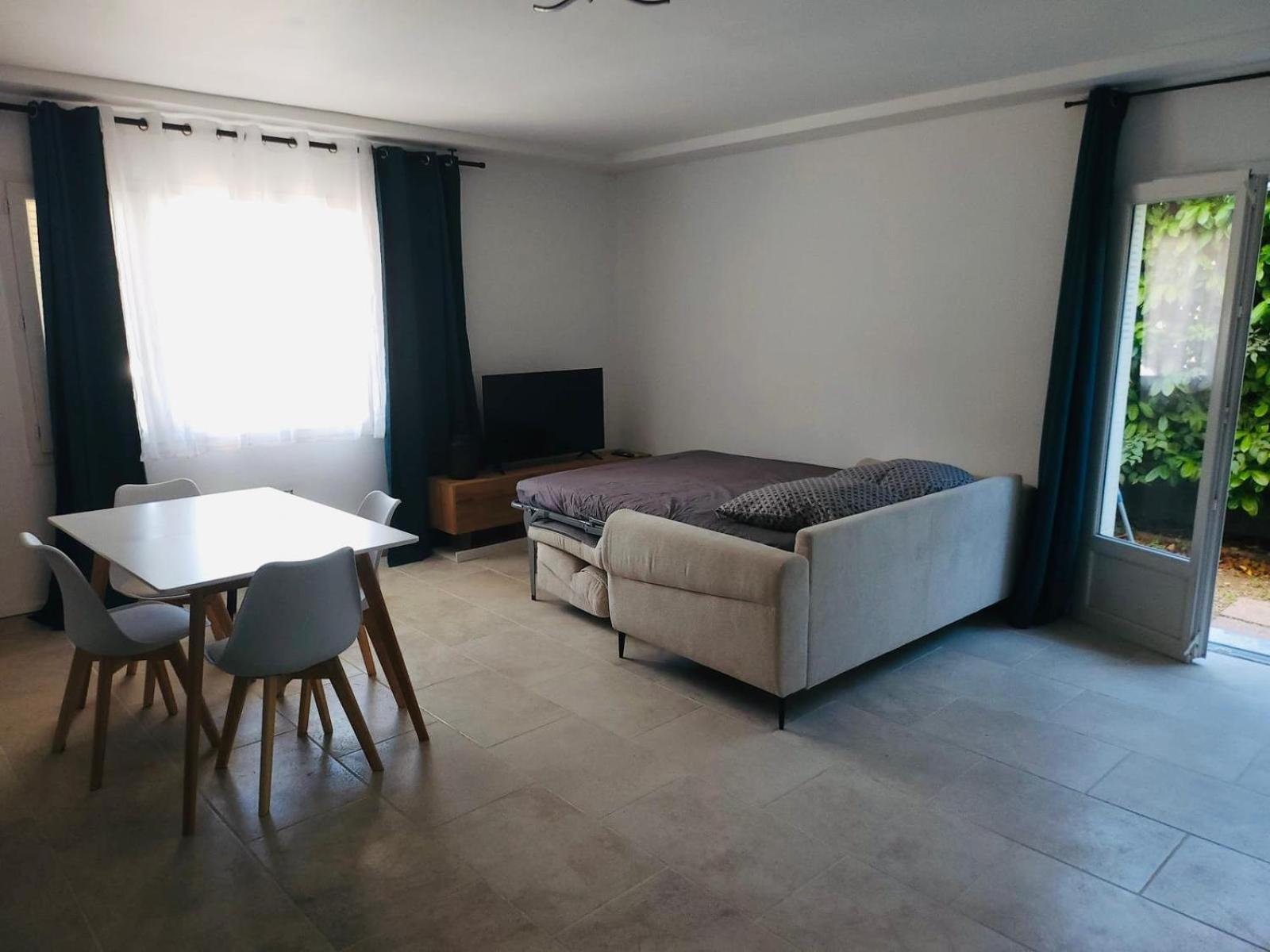 Appartement Paisible Pour 4 Personnes Montpellier Exterior photo